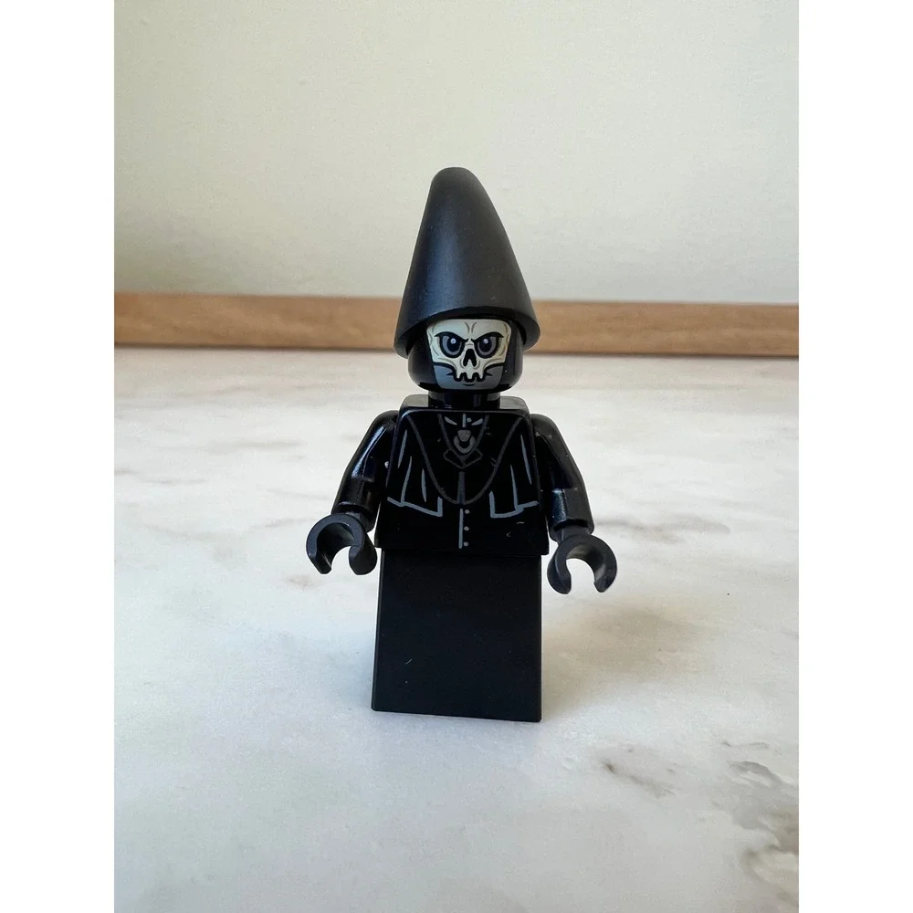 LEGO Death Eater with Cone Hat Minifigure